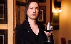 &ldquo;Voice de-wine&rdquo; di Dario Matteo Gargano chiude &ldquo;Milo tra musica, teatro e vino