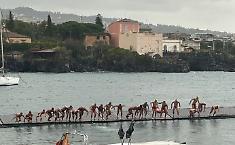 San Silvestro a mare con la pioggia per il magico poker del catanese Riccardo Torrisi