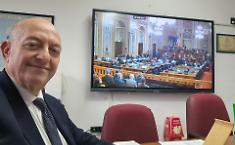 Il sindaco di Sant'Agata Li Battiati passa al Pd. &laquo;Non mi trovo pi&ugrave; in questo centrodestra, per me &egrave; un ritorno&raquo;