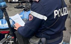 Minaccia di morte il "collega" parcheggiatore abusivo per un incasso di cinque euro, arrestato un 29enne al lungomare