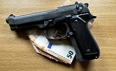 Catania come Napoli: spari al Villaggio Sant'Agata: crivellato Honda Sh. Sullo sfondo beghe fra bande e cani sciolti