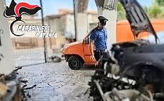 Carrozzeria abusiva e sversamenti di oli esausti a Belpasso: denunciato 37enne