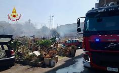 Giornata "infernale" nel Catanese: 42 incendi, una turista morta sull'Etna e una donna annegata a Bronte