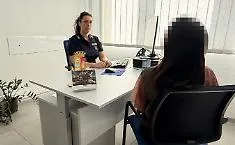 Minaccia con un coltello il nipotino e ferisce la compagna, arrestato dalla Polizia un 36enne in astinenza da cocaina