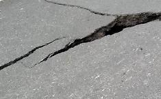 A Linguaglossa la terra trema: terremoto di magnitudo 3.9. L'asfalto balla: paura e danni nell'area dell'Etna