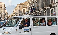 &ldquo;Taxi collettivi&rdquo;, la soluzione (possibile) per il traffico e il turismo a Catania