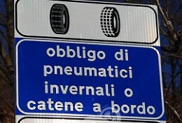 In vigore l'obbligo di catene a bordo o pneumatici invernali: ecco dove