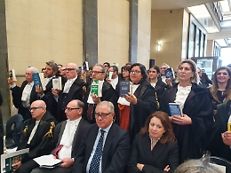 Apertura anno giudiziario in Sicilia: a Messina avvocati senza toga per protesta