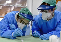 Coronavirus, a Catania screening ematici per scoprire gli asintomatici