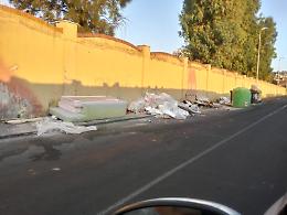 Catania: tutti i giorni la stessa storia in via Galatioto