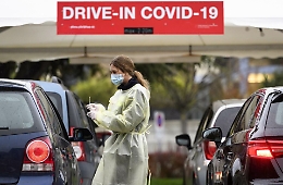 A Catania e provincia attive le postazioni drive in per i tamponi a studenti (e familiari)