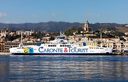 Stretto di Messina, la Caronte&amp;Tourist sotto sequestro: «Ha agevolato la 'ndrangheta»