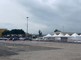Catania, esito tampone con megafono al drive in di S. G. la Rena