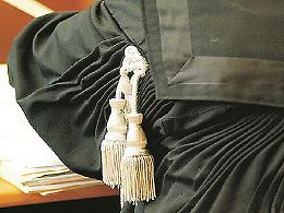 Sicilia, forche caudine per diventare avvocati: idonei meno della metà