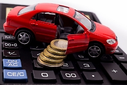 Bollo auto, in Sicilia ci si potrà mettere in regola senza more: approvato emendamento Ars