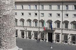 Coronavirus, Fase 2: pizzerie, ristoranti e congiunti, ecco le faq del Governo