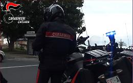 Catania, dà un finto lavoro a esponente del clan dei Santapaola per fargli avere i domiciliari