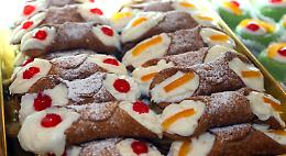 Con cannoli, arancini e cassate, Sicilia regione più desiderata dai turisti