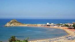 Licata, rapina stabilimento balneare e spara a gestore: preso