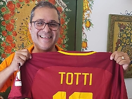 Taormina, la granita da "Oscar" di Saretto Bambara: &laquo;Aprirei un altro locale solo con Fiorello&raquo;