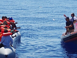 "Stop ai corridoi umanitari delle Ong, salvataggi spettano agli Stati nazionali"