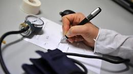 Vaccini covid in Sicilia, i medici di famiglia: «Non abbiamo dosi, caos organizzativo»