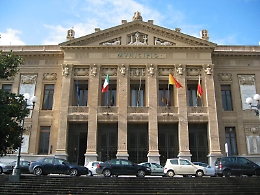 Messina, la giunta De Luca approva il bilancio di previsione 2020-2022