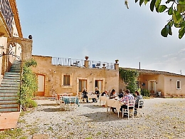 La nuova frontiera dell&rsquo;accoglienza &egrave; il turismo esperienziale