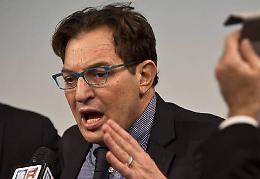 Traffico di rifiuti, Crocetta: «I funzionari della Regione saranno subito sospesi»