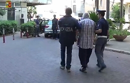 Il “santone” arrestato è il padre di un ex assessore provinciale di Catania