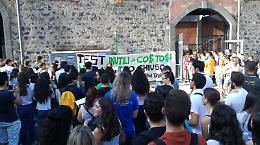 Catania, la protesta degli studenti
«Stop facoltà a numero chiuso»