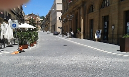 A Caltanissetta chiuse 255 saracinesche: &laquo;Il centro storico sta morendo e pensano alle cure palliative&raquo;