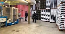 Sequestro beni per "re" imballaggi del mercato di Vittoria