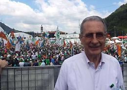 Ampolle, ruspe e “arrusti e mangia” il terùn Attaguile trionfa a Pontida