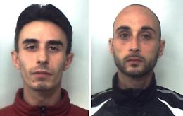 Svaligiano una villetta ma fuori ad aspettarli c'erano i carabinieri