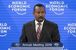 Niente Greta, il Nobel per la pace va ad Abiu Ahmed: chi è il premier etiope che ha fatto pace con l'Eritrea