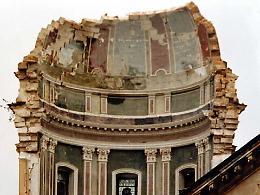 La cattedrale, dal crollo alla rinascita: «Noto esempio di speranza per Norcia»