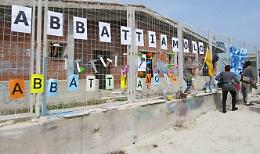 Su abbattimento ecomostro m5s presenta esposto in procura