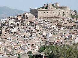 Montalbano Elicona verso il titolo di cittadina turistica più bella d'Italia