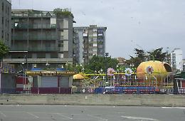 Estintore scaduto in una giostra al Lungomare: denunciato il titolare