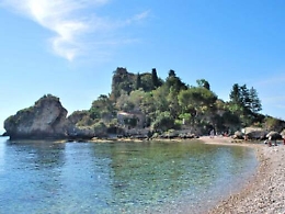 Ticket di ingresso per l'Isola Bella: riparte l'iter per istituirlo