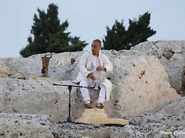 Il Wanbooka il tamburo con il suono del mare