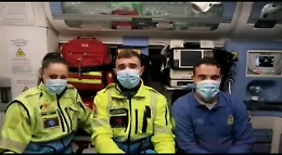 Manuel, Angelo e Ursula: vita da volontari su un'ambulanza in piena pandemia