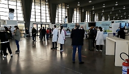 Vaccini, Catania accelera: altri 4 hub (e presto forse Az e J&amp;J under 60)