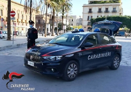 Raid vandalico in due municipi