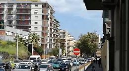 Catania: scuola Maiorana, via Beccaria, tutti i giorni caos