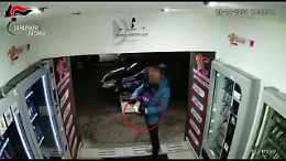 Paternò: distributore automatico gli mangia la moneta, lui  lo incendia