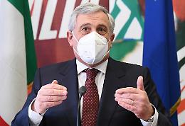 Forza Italia, scoppia il caso Tajani per la frase: «Non esiste famiglia senza i figli»