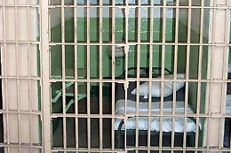 Agente penitenziario si toglie la vita a Enna mentre si reca al lavoro