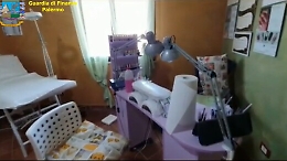 Estetista abusiva con il reddito di cittadinanza nel Palermitano: denunciata